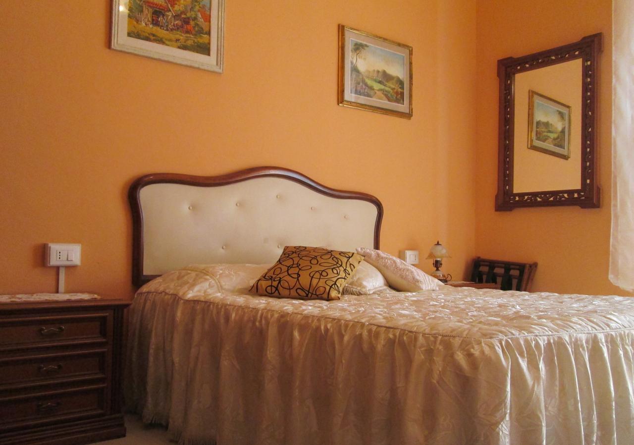 B&B Regina Margherita Piombino Bilik gambar
