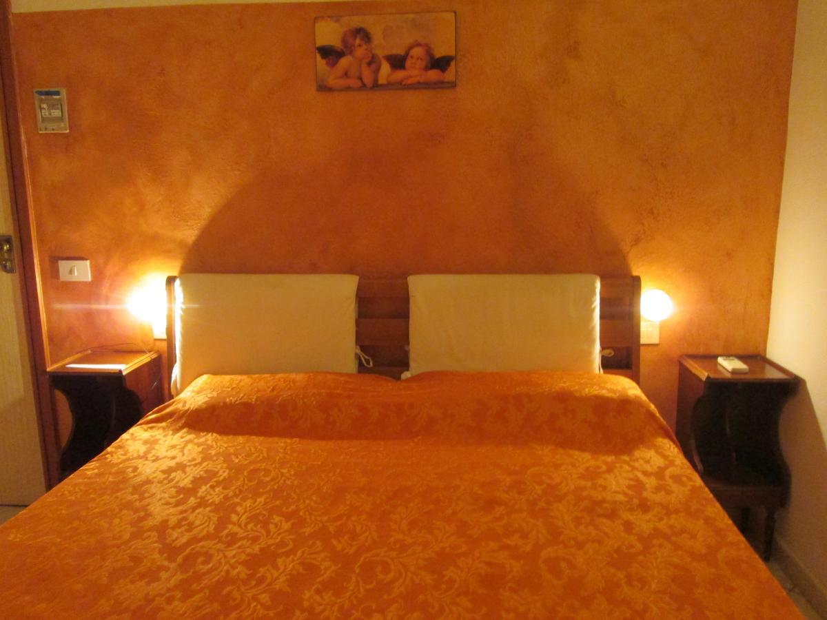B&B Regina Margherita Piombino Bilik gambar